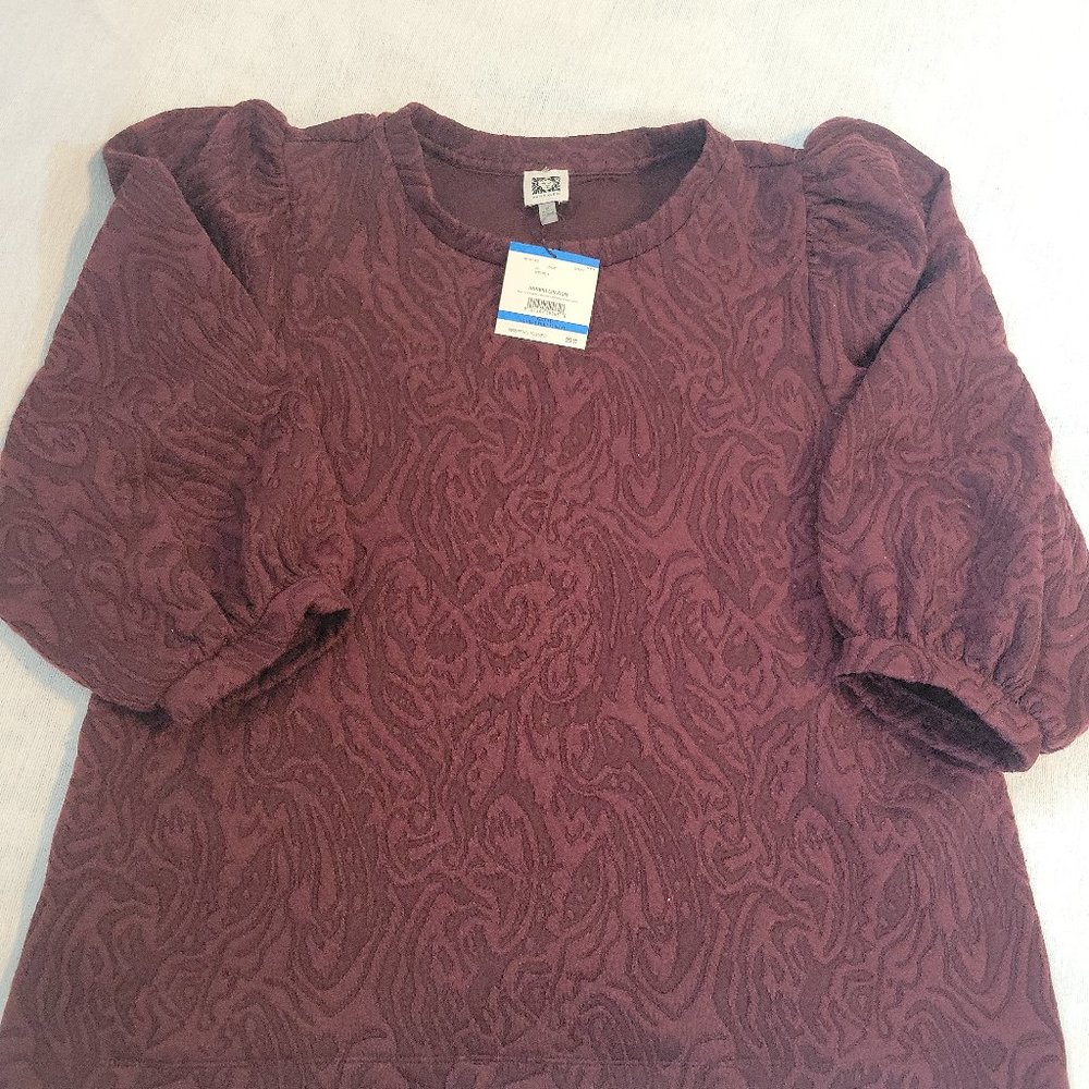 Anne Klein Embossed top